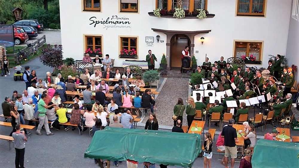 Platzkonzert am Gästehaus Spielmann, Foto: Andreas Fischer